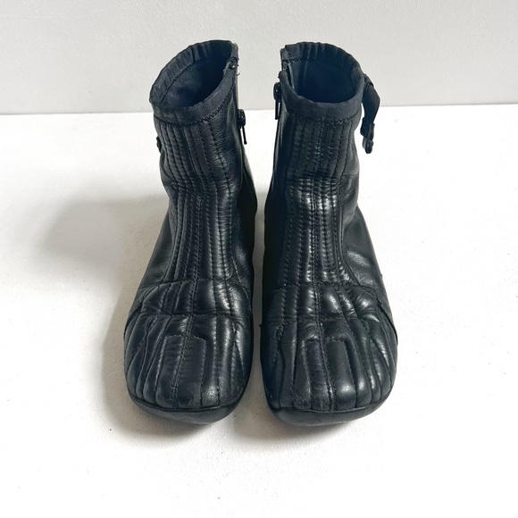 Diesel | Vintage Leather Ankle Boots - Picture 2 of 6